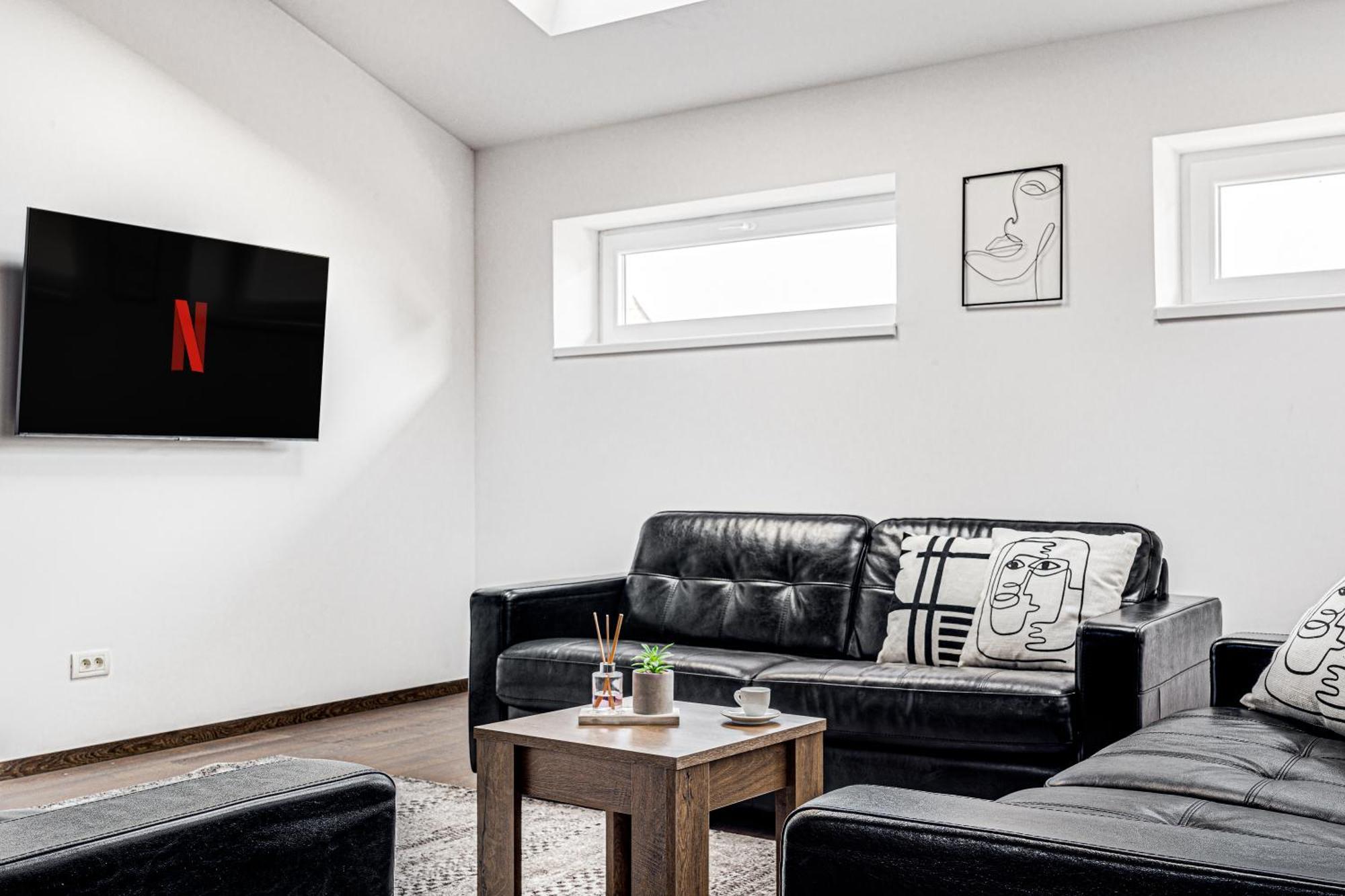 Ari Central Grand Apartments - Luxurious Stay อาราด ภายนอก รูปภาพ